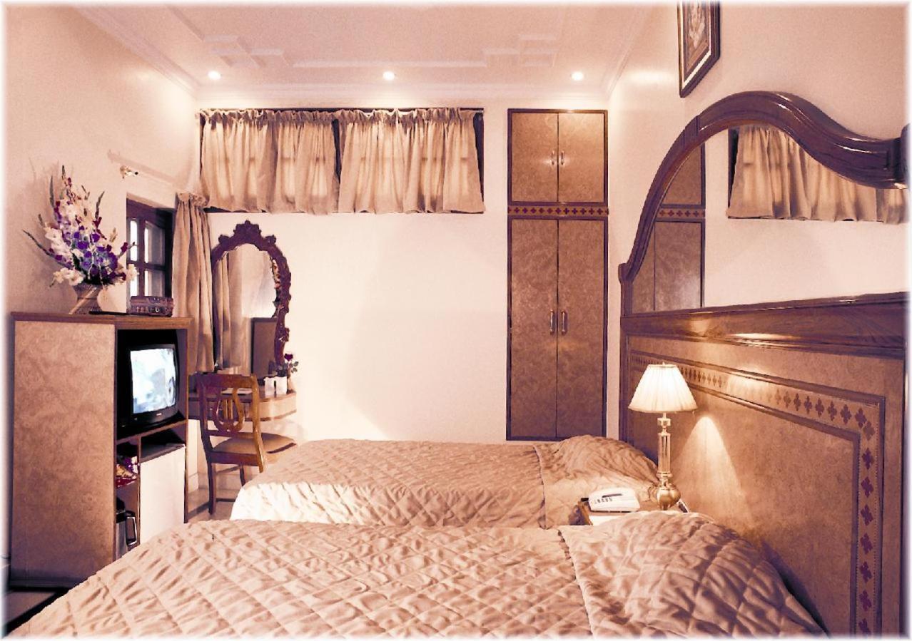 Bajaj Indian Home Stay New Delhi Bagian luar foto