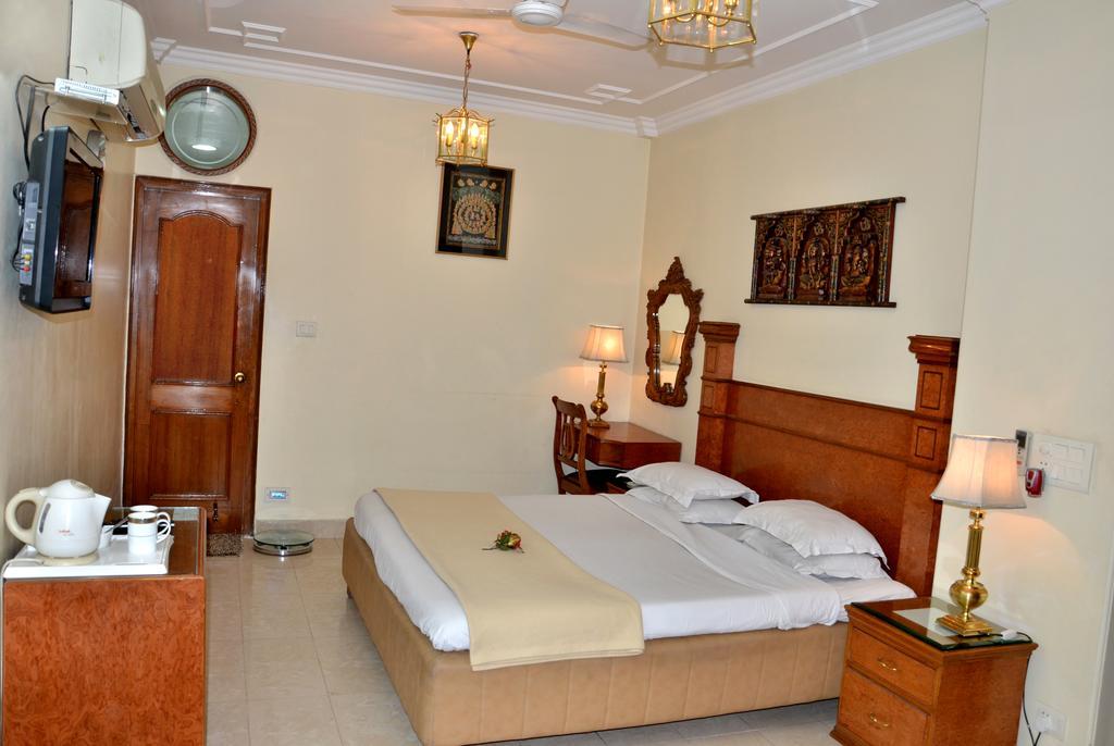 Bajaj Indian Home Stay New Delhi Ruang foto